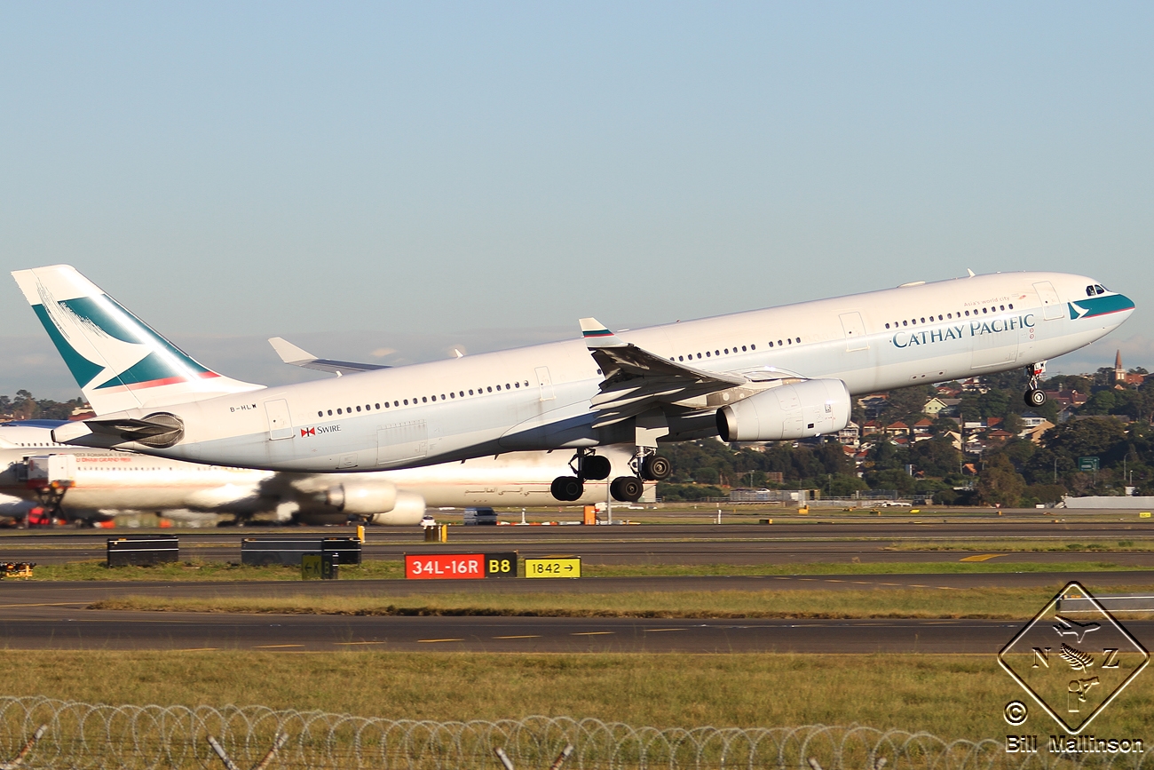 B-HLW (565) 2003 Airbus A330-343