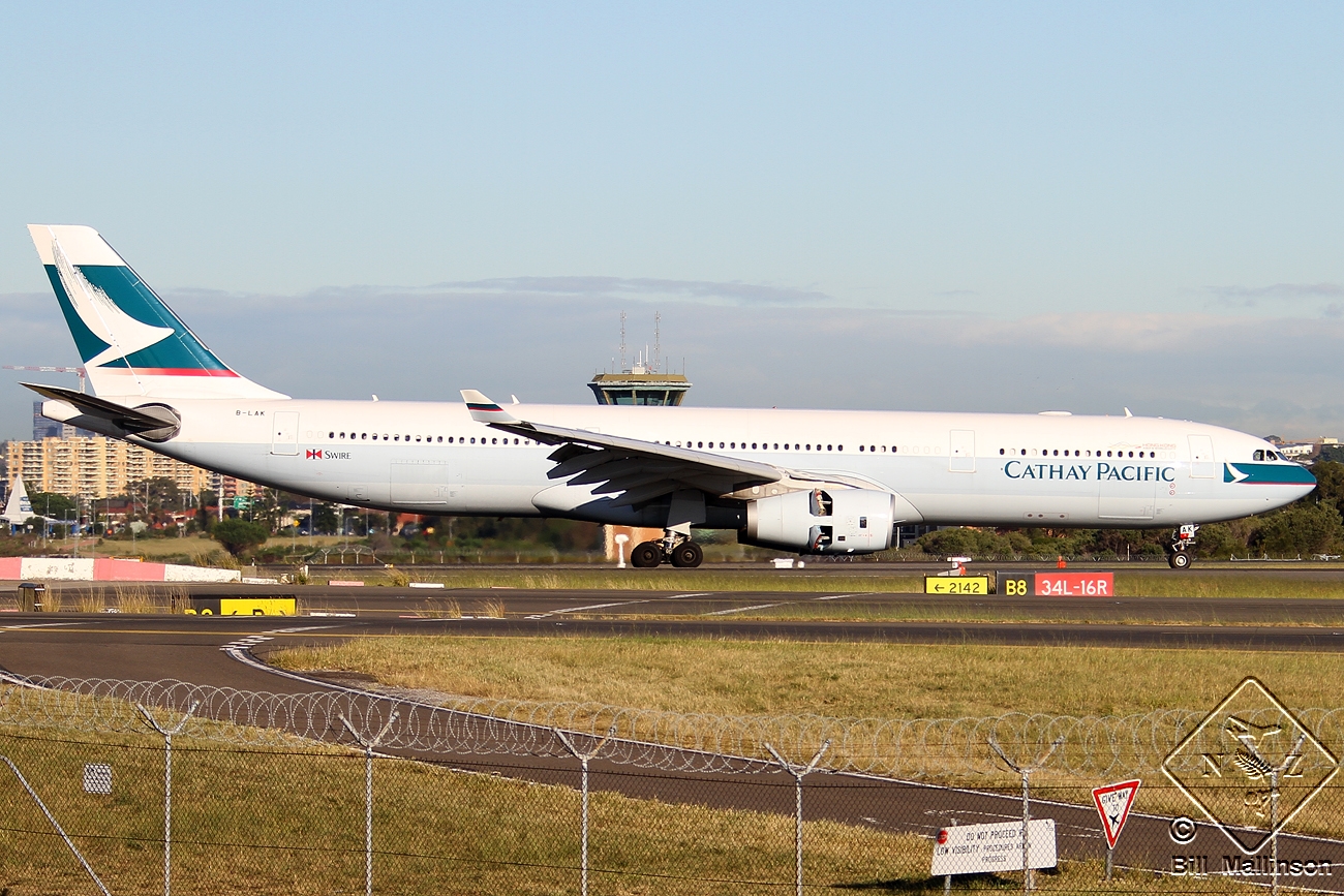 B-LAK · Airbus A330-343 · (SYD / YSSY)