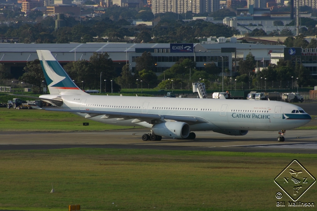 B-LAB (673) 2005 Airbus A330-343