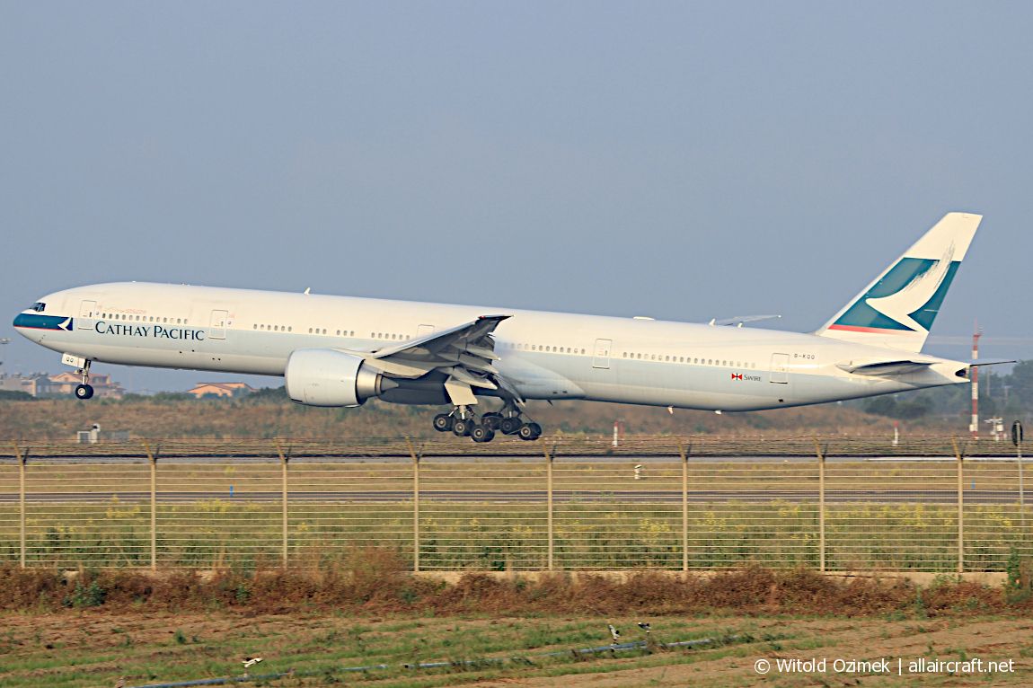 B-KQQ · Boeing 777-367(ER) · (FCO / LIRF)