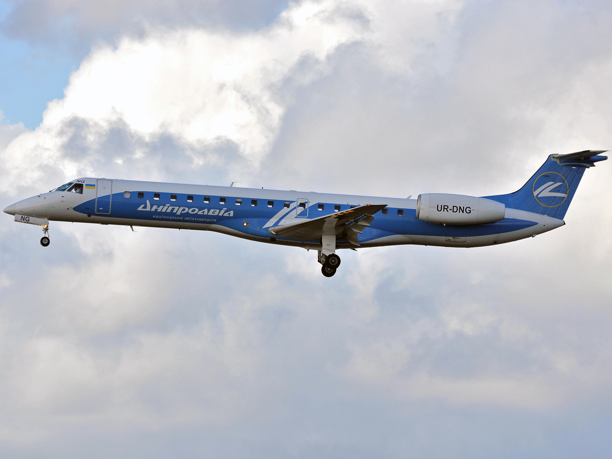 UR-DNG · Embraer ERJ-145EU · (CPH / EKCH)
