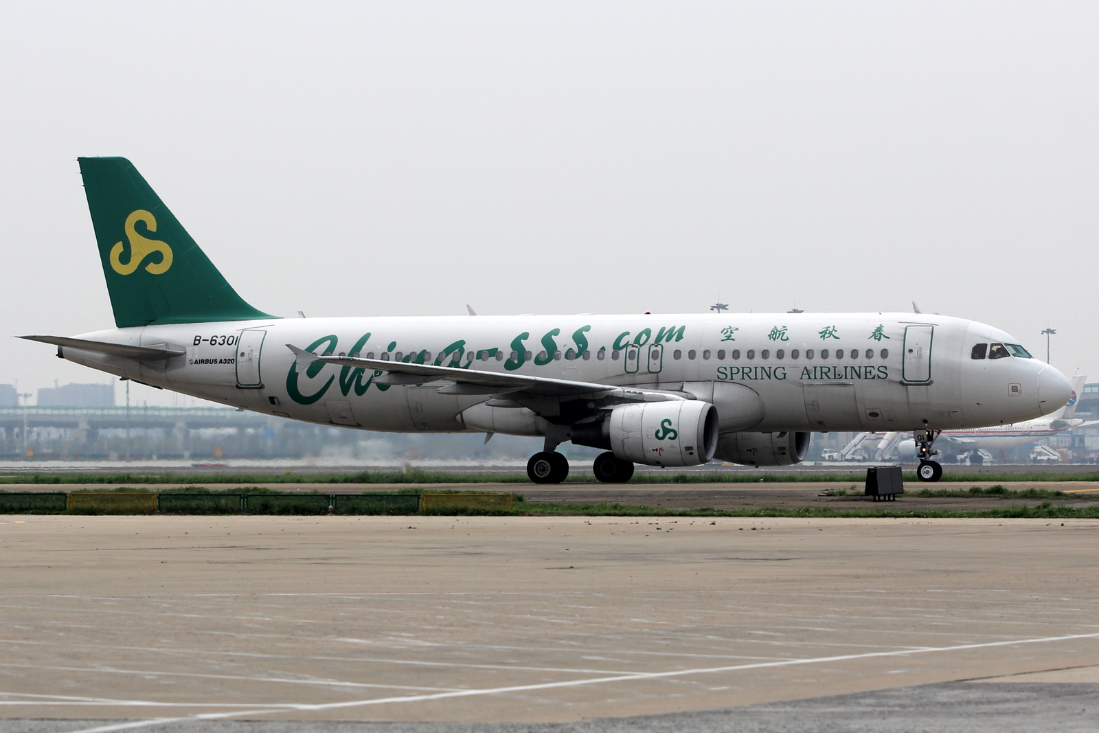 B-6301 · Airbus A320-214 · (SHA / ZSSS)