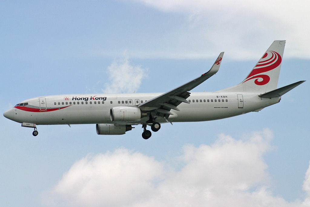 B-KBH · Boeing 737-808 · (HKG / VHHH)