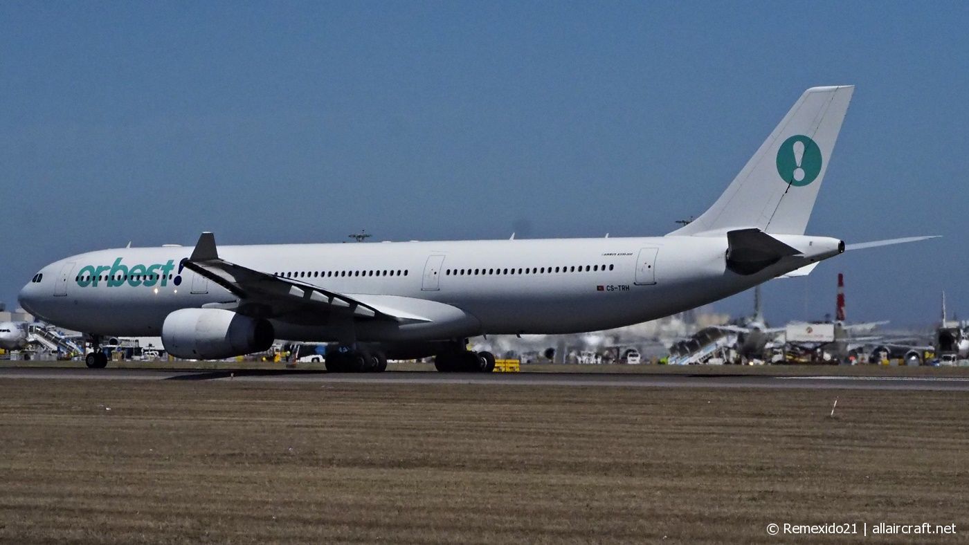 CS-TRH (833) 2007 Airbus A330-343