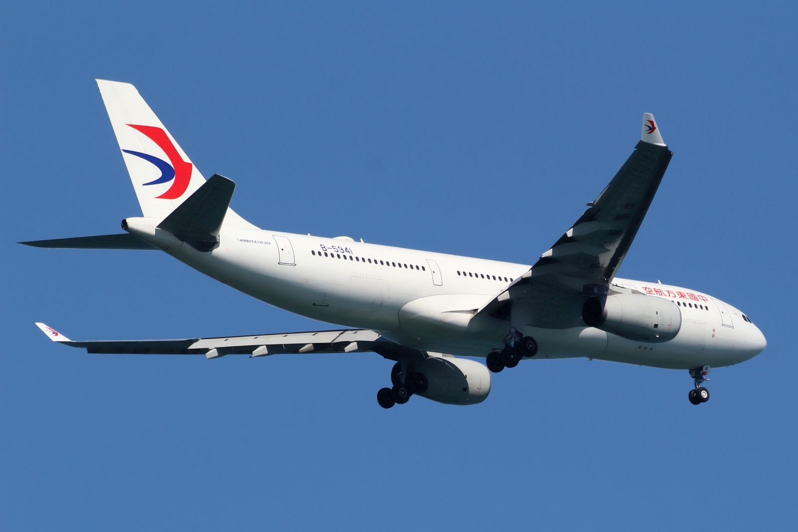 B-5941 (1484) 2013 Airbus A330-243