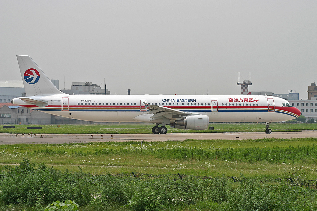 B-2290 · Airbus A321-211 · (SHA / ZSSS)