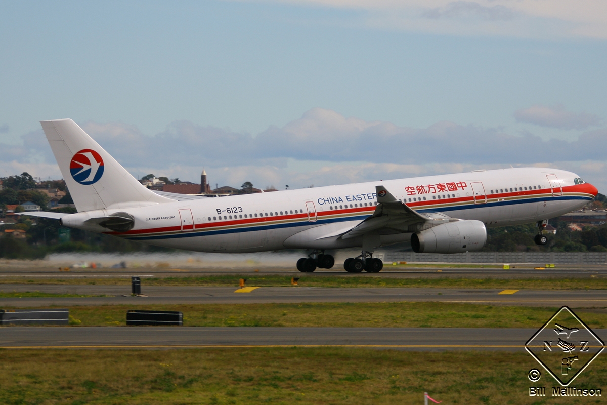 B-6123 (735) 2006 Airbus A330-243