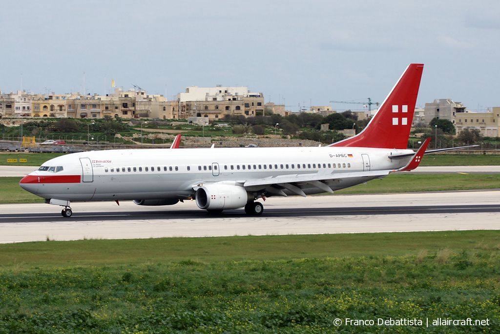 D-APBC (33016) 2004 Boeing 737-8BK(WL)