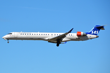 EI-FPX (15444) 2017 Bombardier CRJ-900LR