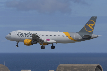 D-AICE (894) 1998 Airbus A320-212