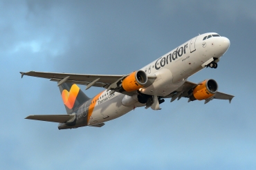 D-AICL (1437) 2001 Airbus A320-212