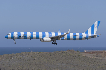 D-ABOI (29018) 2000 Boeing 757-330(WL)
