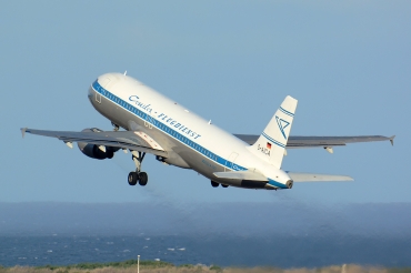 D-AICA (774) 1998 Airbus A320-212