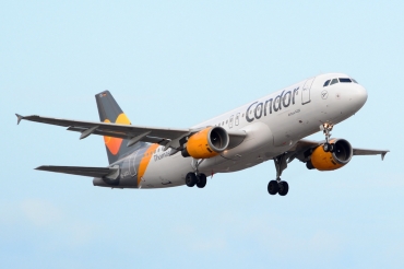 D-AICL (1437) 2001 Airbus A320-212