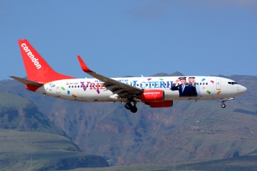 PH-CDF (28227) 1999 Boeing 737-804(WL)