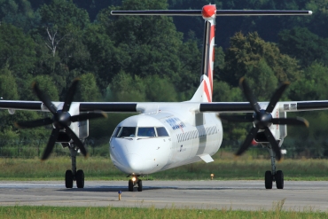 SP-EQB (4407) Bombardier Dash 8-Q402