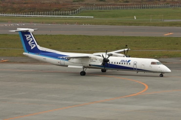 JA844A (cn 04091) Dash 8-Q402