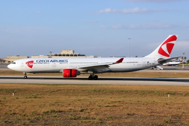 OK-YBA (425) 2001 Airbus A330-323