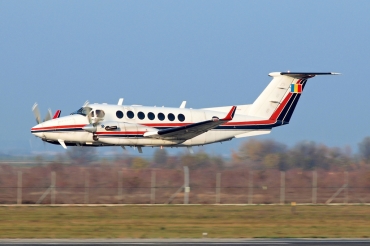 YR-CAA (FL-73) 1992 Beechcraft B300
