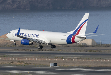 SE-RLJ (30671) 2003 Boeing 737-8Q8(SF)(WL)