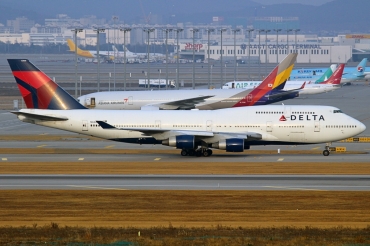 N668US (24223) 1990 Boeing 747-451