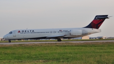 N936AT · Boeing 717-231 · (YUL / CYUL)