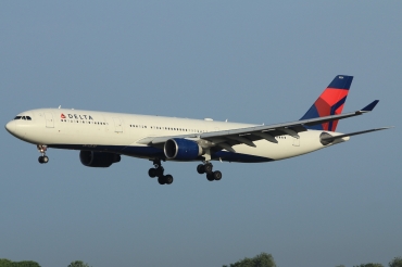 N801NW (524) 2003 Airbus A330-323