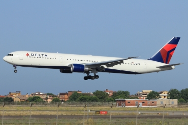 N837MH (29710) Boeing 767-432