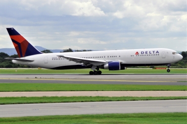N180DN (25985) 1992 Boeing 767-332 ER