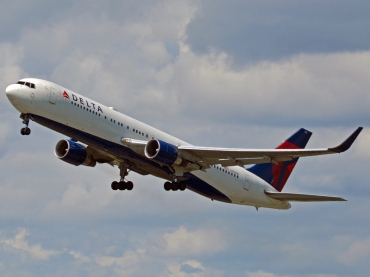 N198DN · Boeing 767-332/ER(WL) · (CPH / EKCH)