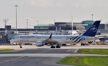 N717TW (28485) Boeing 757-231