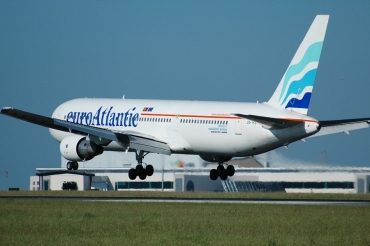 CS-TFS (25411) 1991 Boeing 767-3Y0/ER