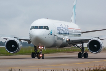 CS-TKR (030854) Boeing 767-36N/ER