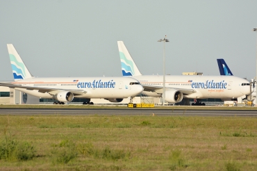 CS-TFS (25411) 1991 Boeing 767-3Y0/ER