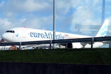 CS-TKS (30841) 2001 Boeing 767-36N(ER)
