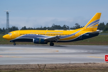 F-GIXB · Boeing 737-33A(QC) · (OPO / LPPR)