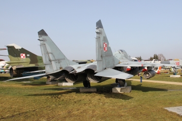 4109, (cn 2960526314/3711), Mikoyan-Gurevich MiG-29G (9-12A)