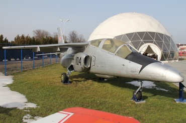 104 (1ANP01-04) PZL-Mielec I-22 Iryda
