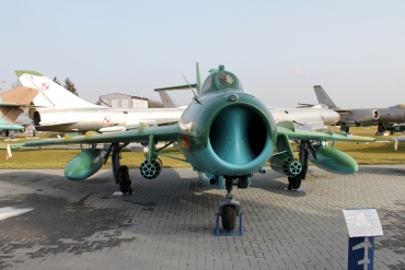 414 · PZL-Mielec Lim-6bis · (EPDE)