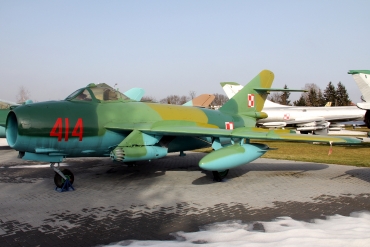 414 · PZL-Mielec Lim-6bis · (EPDE)