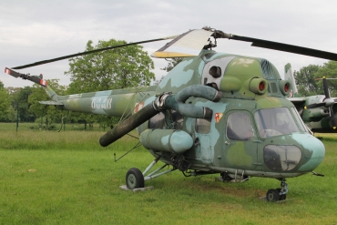 6048 · Mil (PZL-Swidnik) Mi-2Ch · (EPKC)