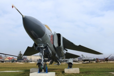 40 · Mikoyan-Gurevich MiG-23MF · (EPDE)