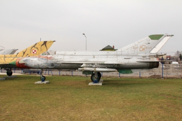 8905 · Mikoyan-Gurevich MiG-21bis · (EPDE)