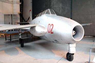 02 · Yakovlev Yak-17W · (EPKC)