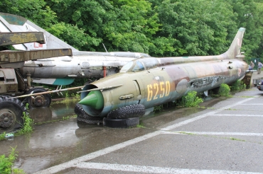 6250 · Sukhoi Su-20 · --