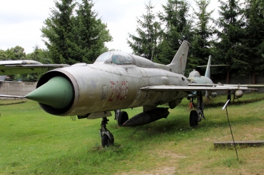 2401 · Mikoyan-Gurevich MiG-21PF · -
