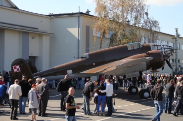 72193 · PZL 37 Łoś (replica) · (EPML)