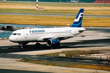 OH-LXC (1544) 2001 Airbus A320-214