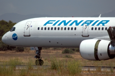 OH-LBT (028170) Boeing 757-2Q8