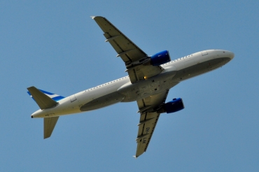 OH-LXK (2065) 2003 Airbus A320-214